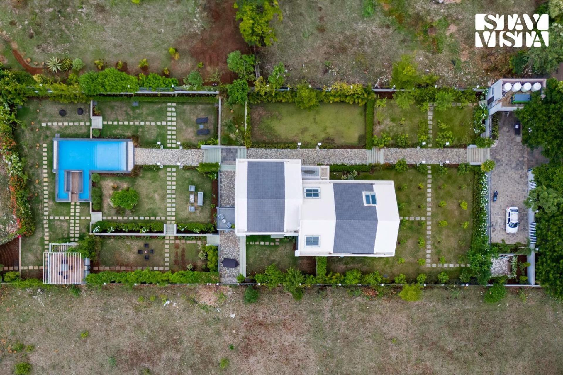 Stayvista At The Rainfield Villa With Gazebo & Lawn Nashik Esterno foto