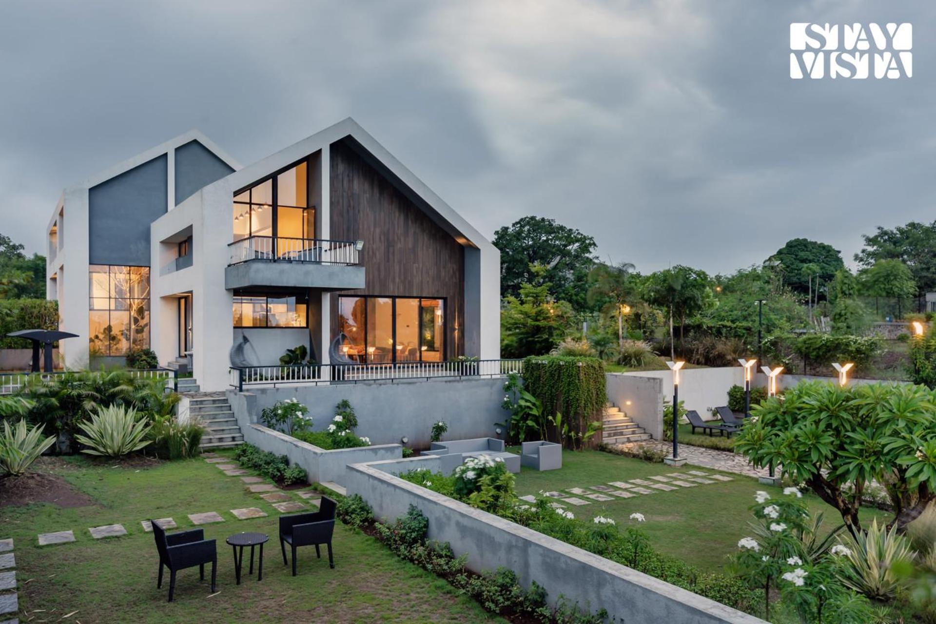 Stayvista At The Rainfield Villa With Gazebo & Lawn Nashik Esterno foto